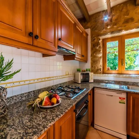 Holiday home Tranquil In